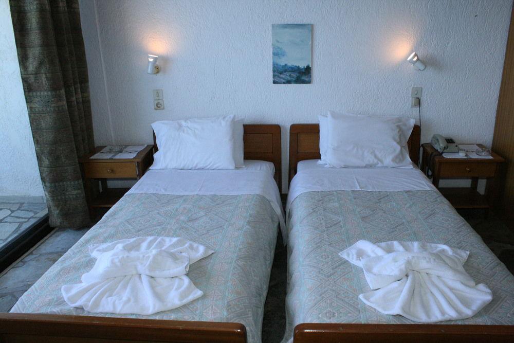 Blue Bay Apartments Chersonissos Buitenkant foto